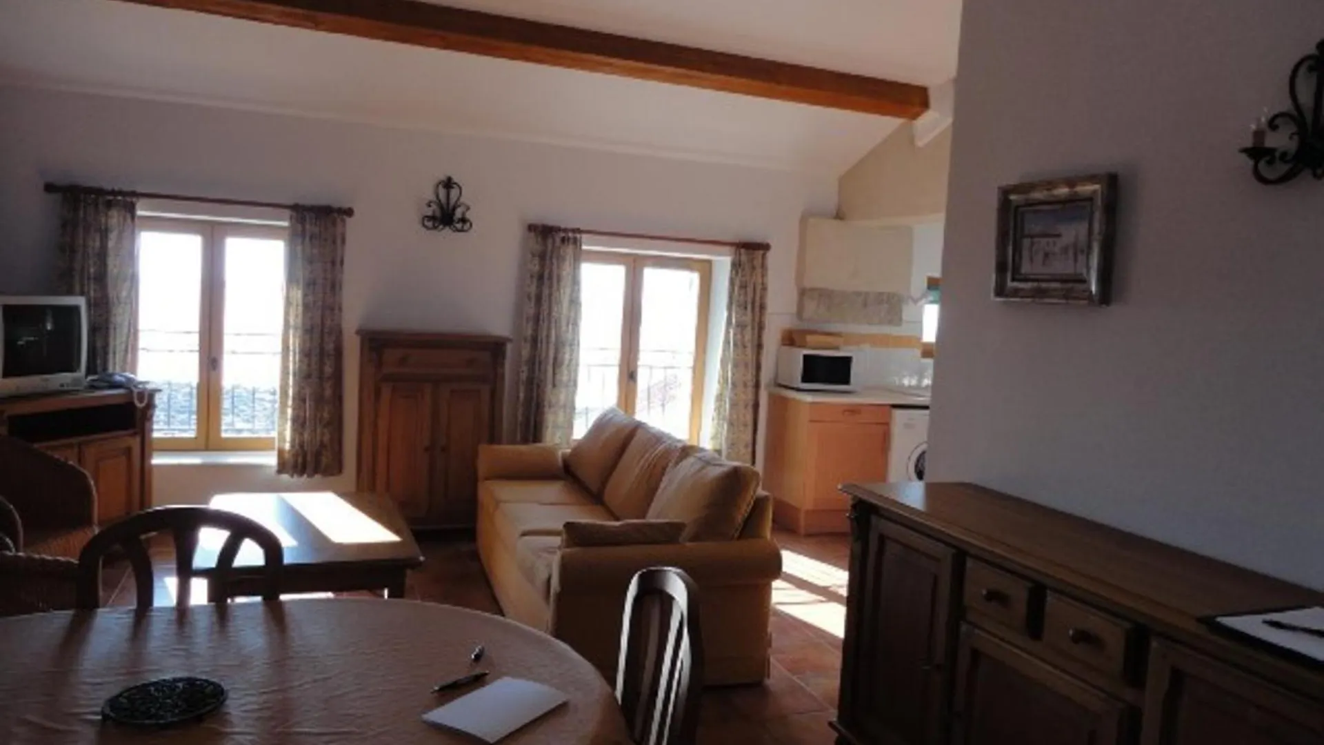 Gite Familial Confortable Au Coeur De Valensole - Fr-1-822-8 Brunet 0*,  فرنسا